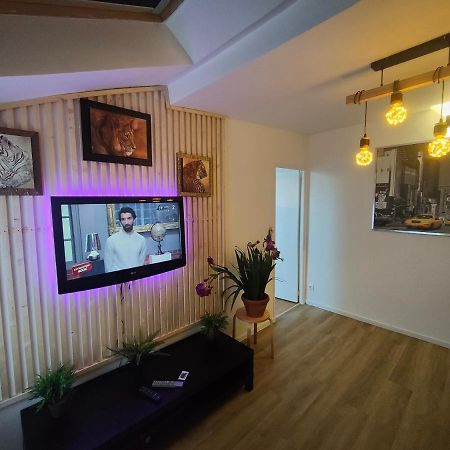 Les Lofts De Provins: Apt 1 Εξωτερικό φωτογραφία